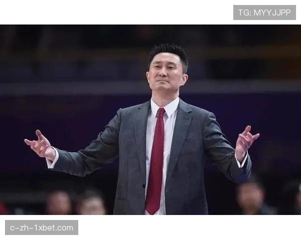 杜锋临场应变迟缓遭质疑 领先时未叫暂停稳定局势成教训 杜锋临场应变迟缓遭质疑 领先时未叫暂停稳定局势成教训